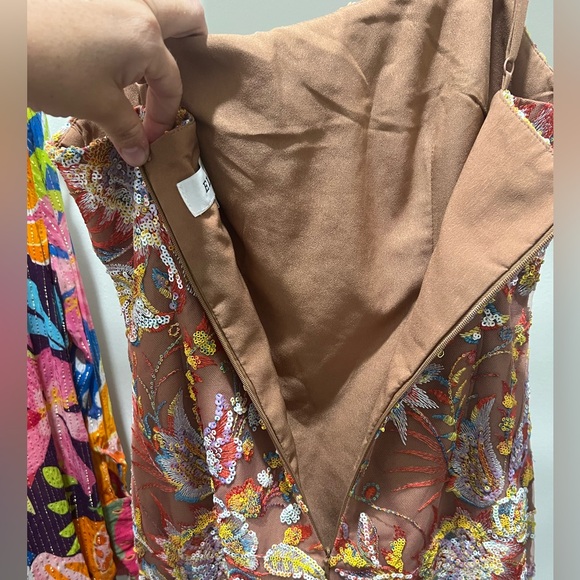 Elliatt Vespers Embellished Midi Dress - floral sequin - Size M - Picture 11 of 15